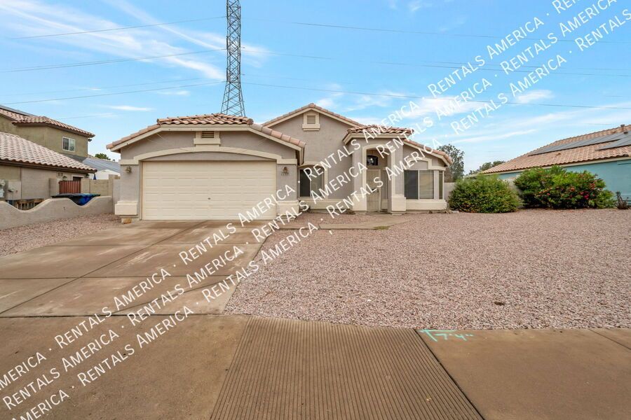 3 bed with Den BR IN SUN VALLEY VIEW property image
