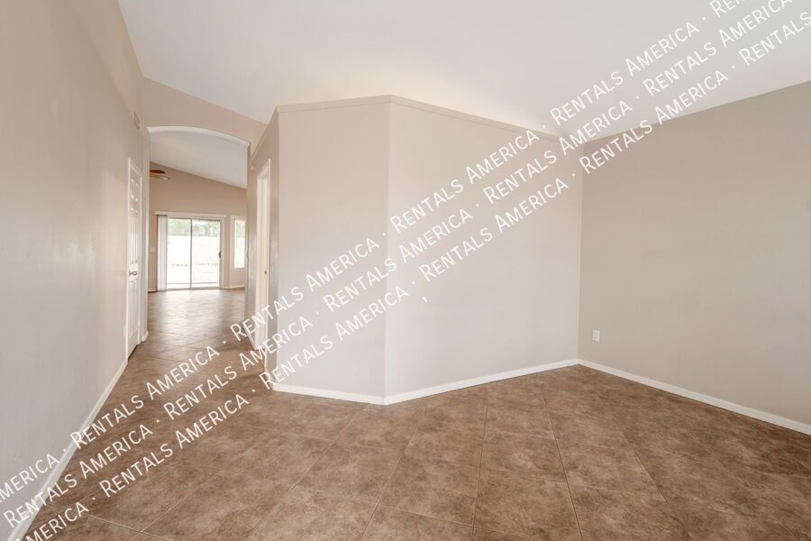 3 bed with Den BR IN SUN VALLEY VIEW property image