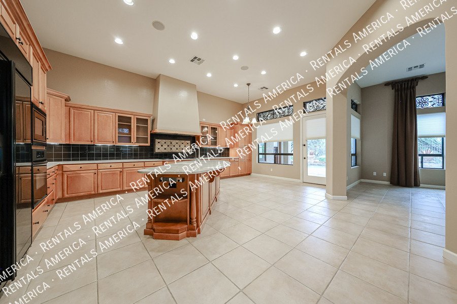 Beauty in Las Sendas!! 4bed 3bath with a POOL!! property image