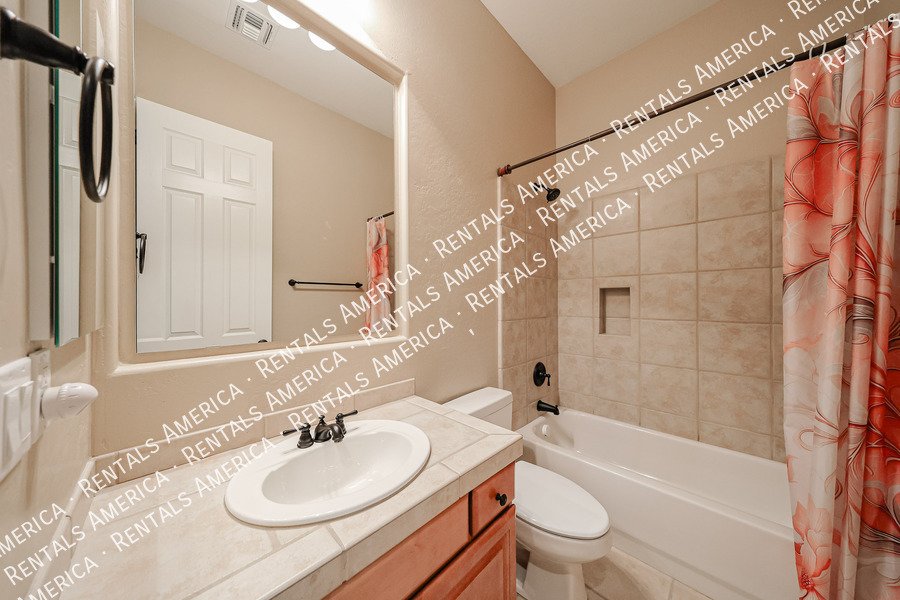 Beauty in Las Sendas!! 4bed 3bath with a POOL!! property image