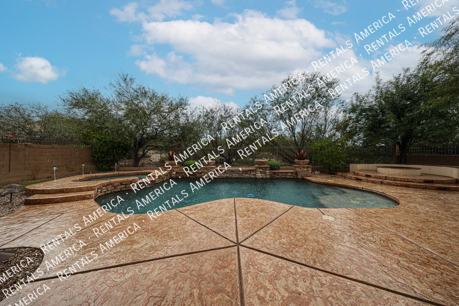 Beauty in Las Sendas!! 4bed 3bath with a POOL!! property image