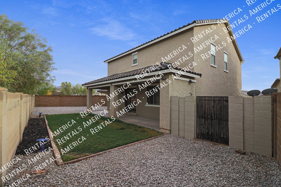 Move in Special! Beautiful Spacious 5BD House in Peoria! property image