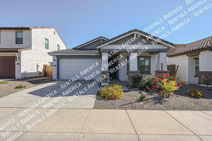 Available Now!  Great 4 bedroom single level home property image