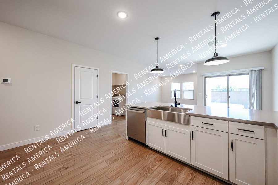 Available Now!  Great 4 bedroom single level home property image