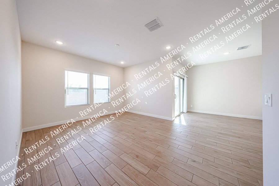 Available Now!  Great 4 bedroom single level home property image