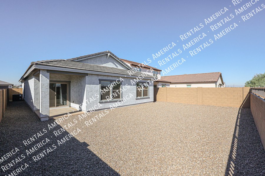 Available Now!  Great 4 bedroom single level home property image