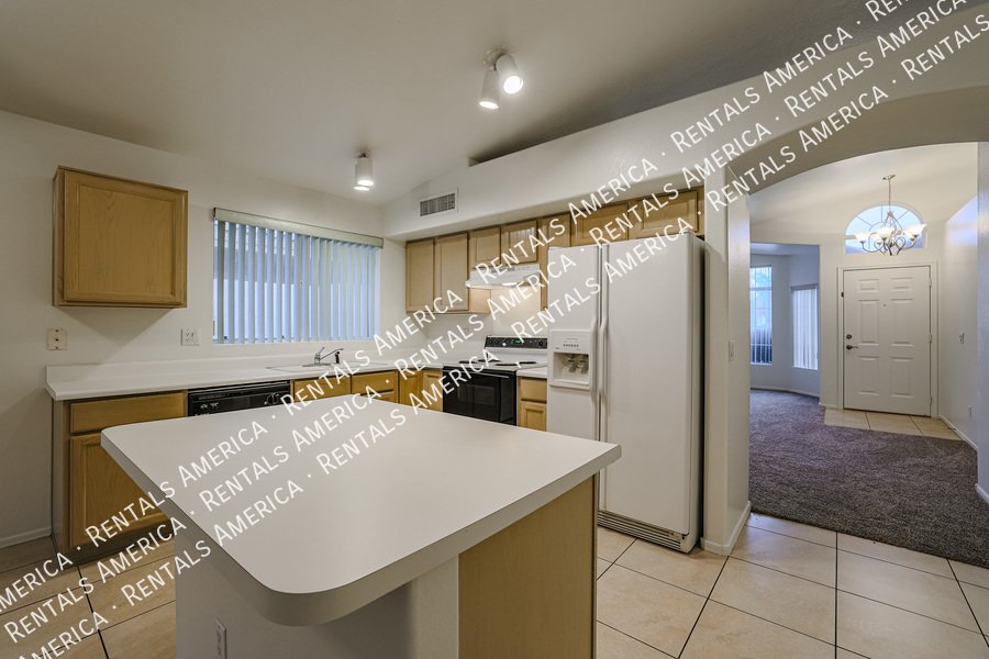 Great WATERFRONT home in perfect Mesa location! property image