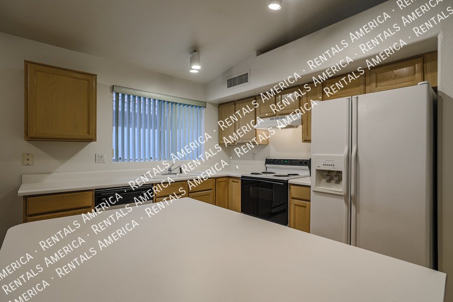 Great WATERFRONT home in perfect Mesa location! property image