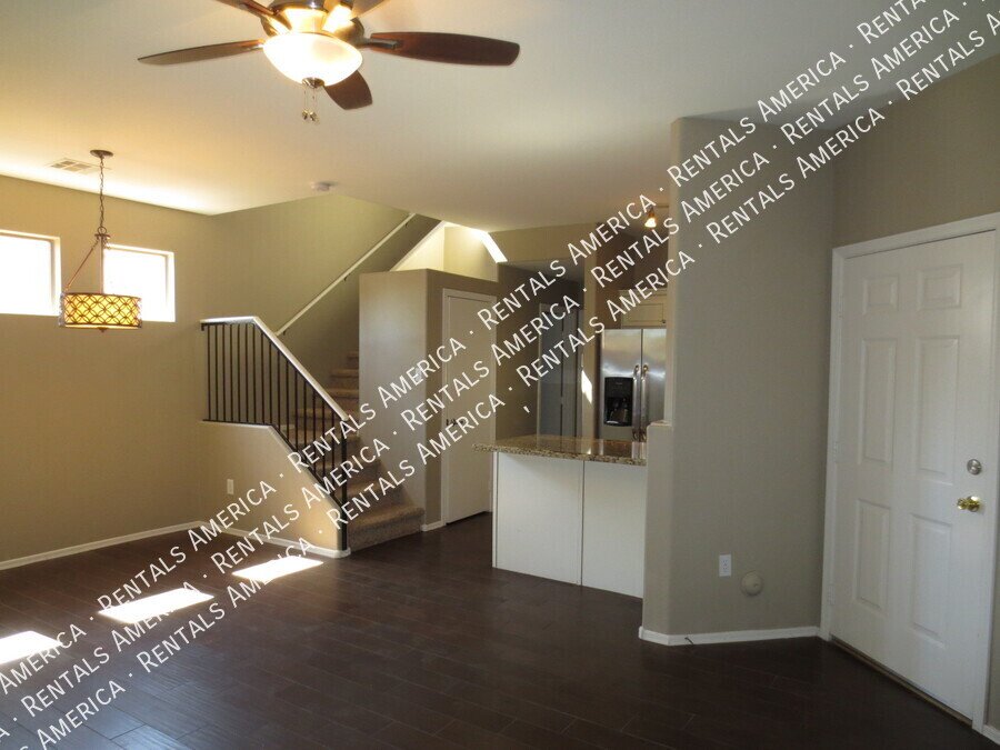 3 Bedroom, 3 Bath North Phoenix HOME! property image