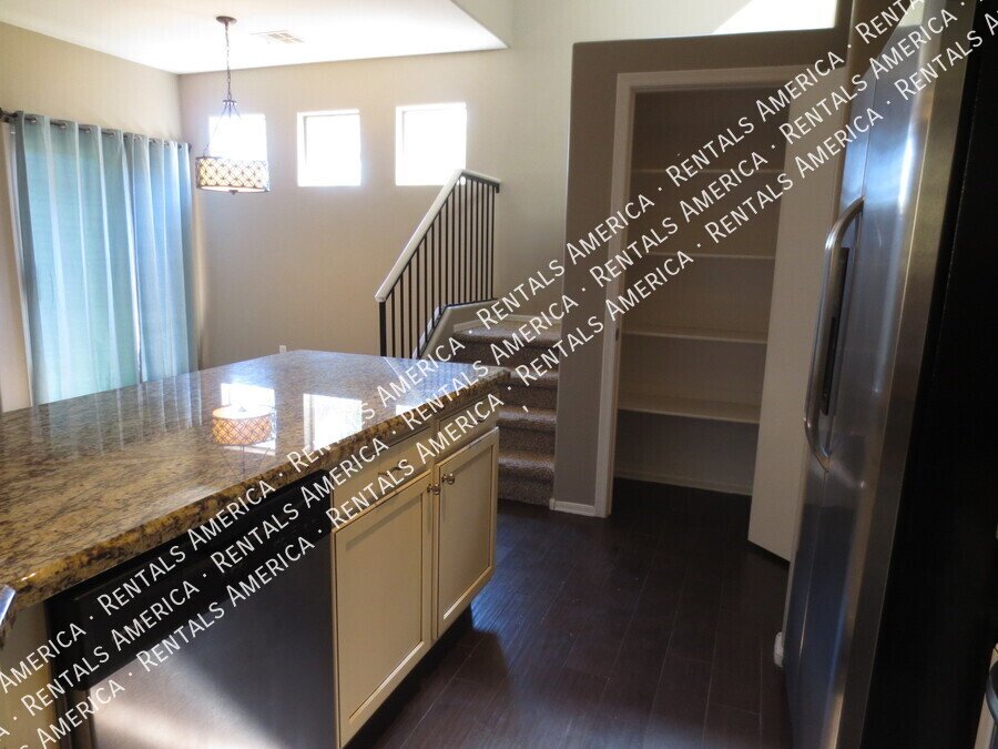 3 Bedroom, 3 Bath North Phoenix HOME! property image