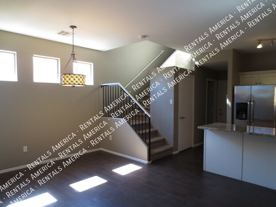 3 Bedroom, 3 Bath North Phoenix HOME! property image