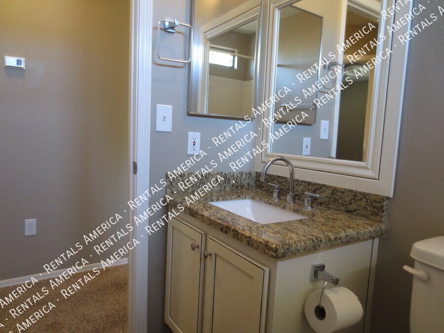 3 Bedroom, 3 Bath North Phoenix HOME! property image