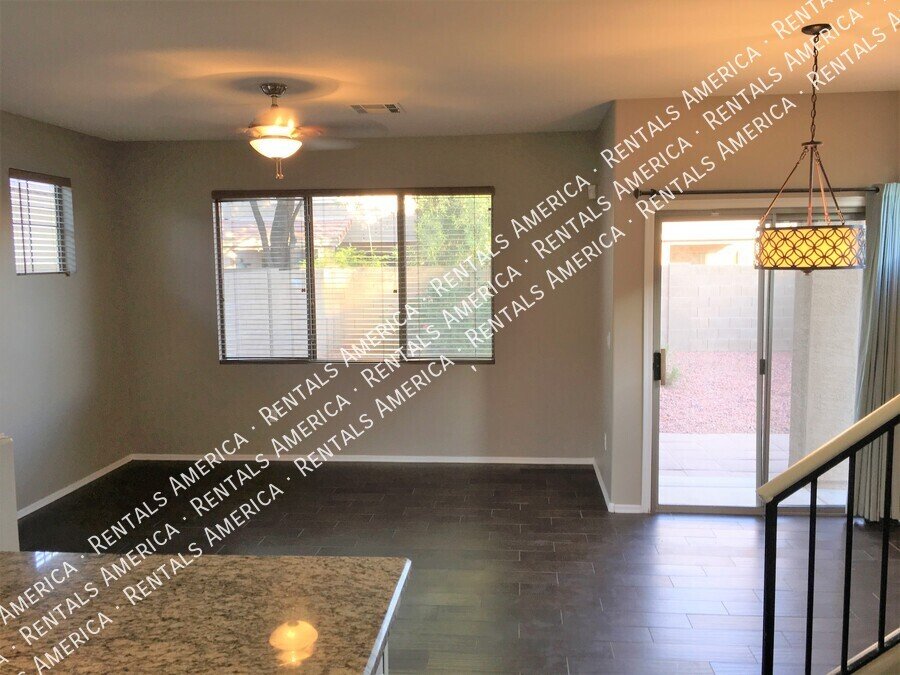 3 Bedroom, 3 Bath North Phoenix HOME! property image