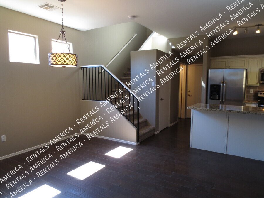 3 Bedroom, 3 Bath North Phoenix HOME! property image