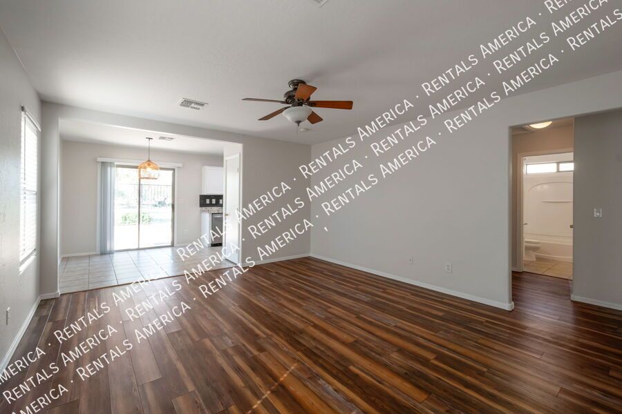 $400 off Move-In by Nov 28th!! Single level Beauty in Meadow Vista property image