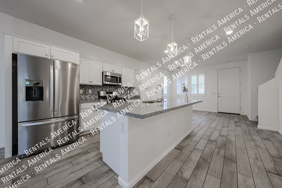 Beautiful 3 bed 2.5 bath Home-Gated Community!! property image