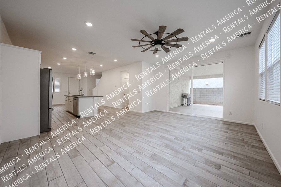 Beautiful 3 bed 2.5 bath Home-Gated Community!! property image