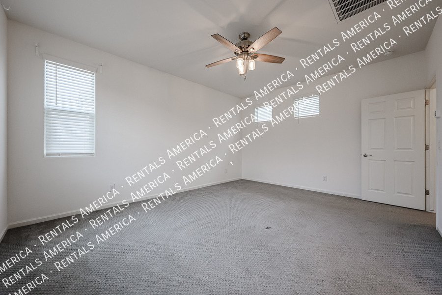 Beautiful 3 bed 2.5 bath Home-Gated Community!! property image