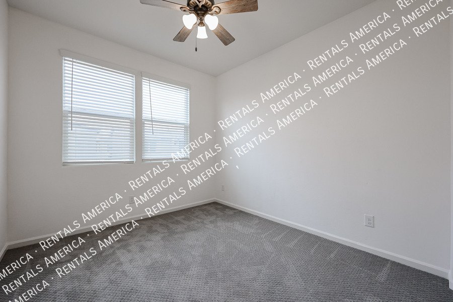 Beautiful 3 bed 2.5 bath Home-Gated Community!! property image