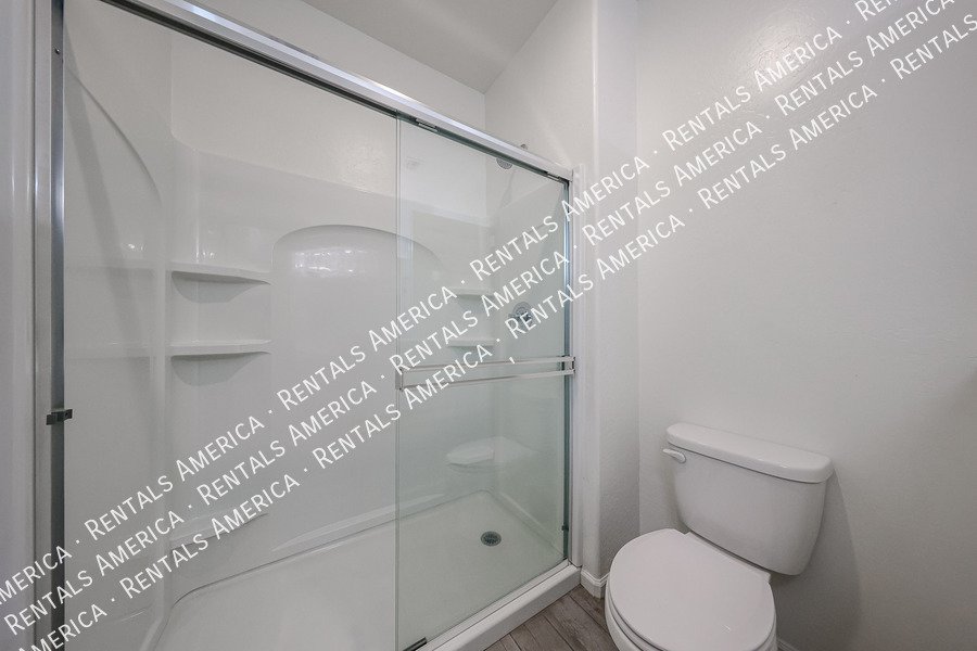 Beautiful 3 bed 2.5 bath Home-Gated Community!! property image