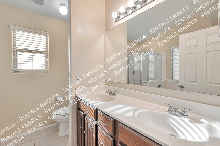 Available now! Wayne Ranch, single story 3bed 2bath home! property image