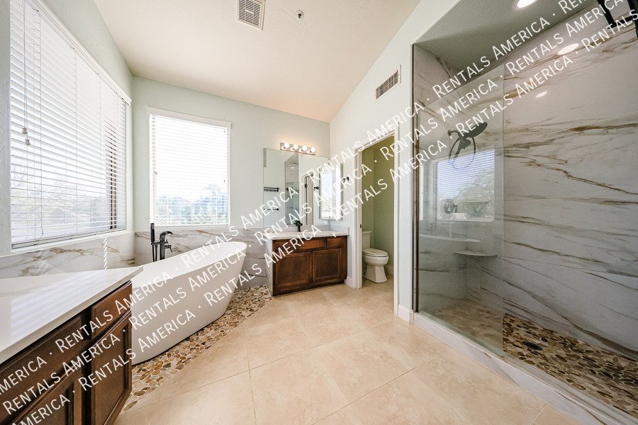 Scottsdale Horizon! 4 bed 3 bath home Private Pool! property image