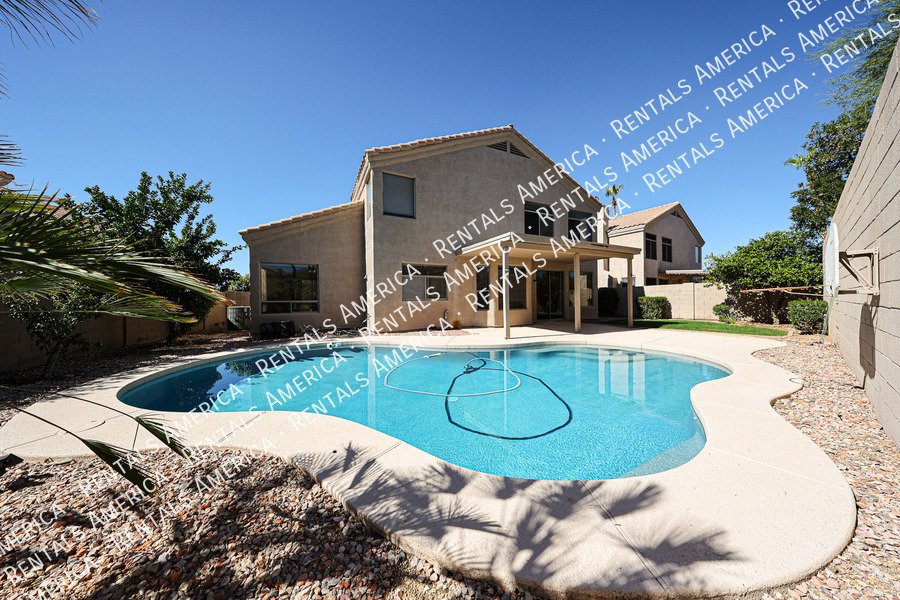 Scottsdale Horizon! 4 bed 3 bath home Private Pool! property image
