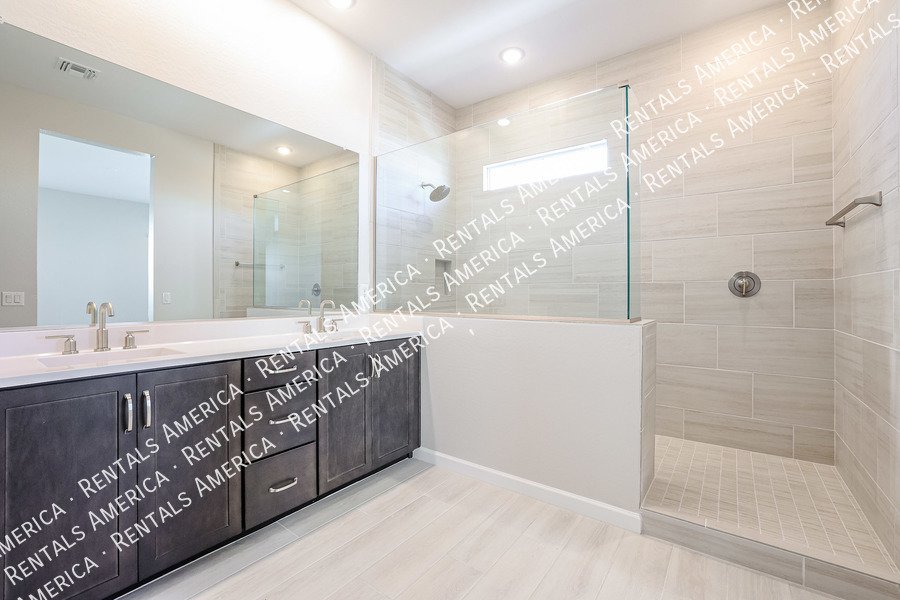 Desirable Community of Arabella property image