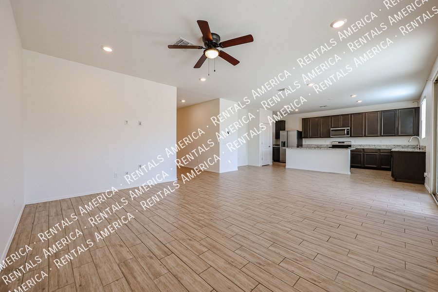 Remarkable 4 Bedroom Home In Marbella Ranch!!! property image