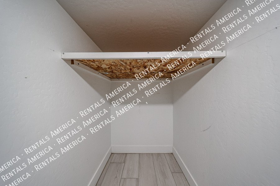 Exquisite 4BR/3BA + Loft Home in Mariposa Gated Community, Chandler property image