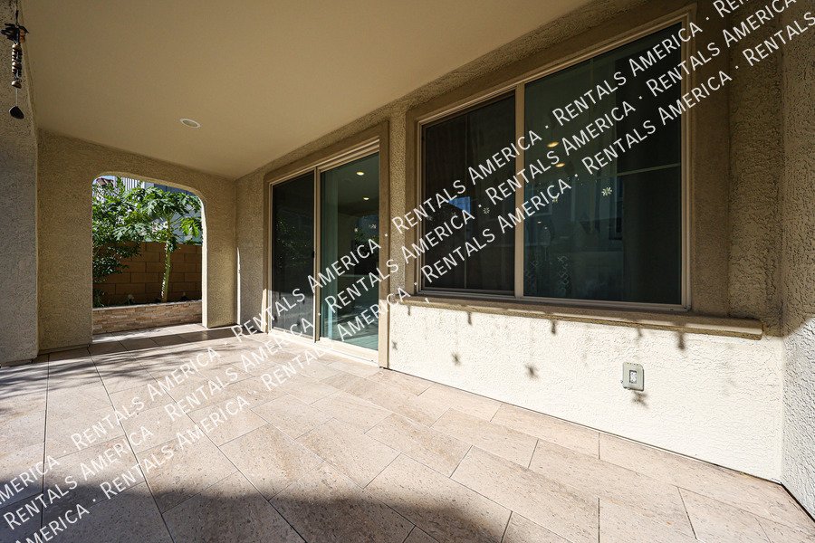 Exquisite 4BR/3BA + Loft Home in Mariposa Gated Community, Chandler property image