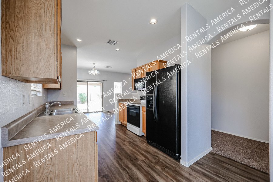 Nice Home in Cooper Commons! property image