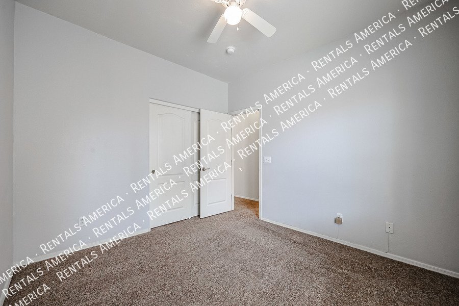 Nice Home in Cooper Commons! property image