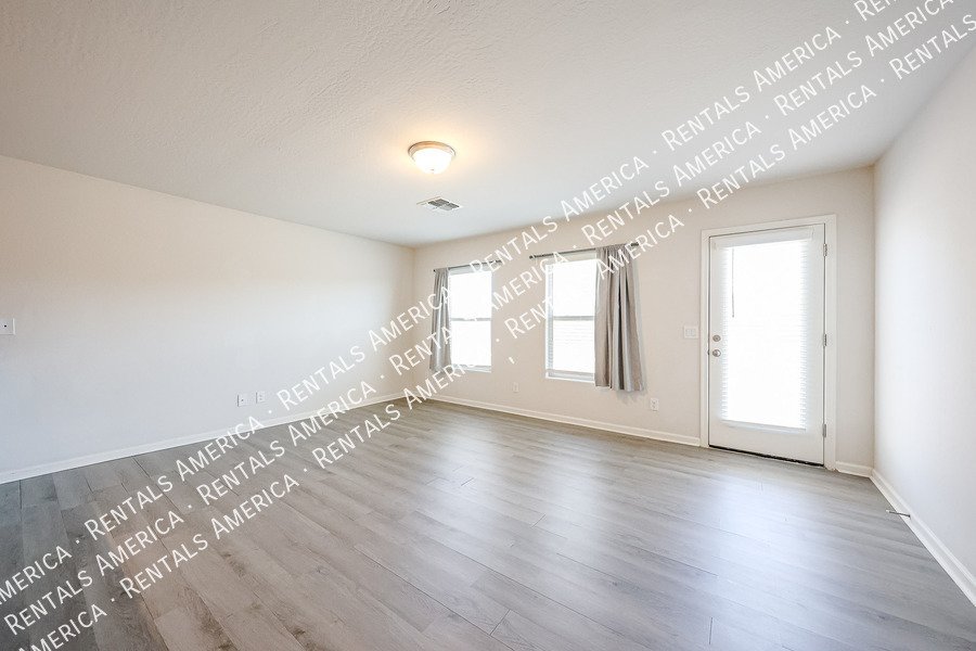 Move in Ready! property image