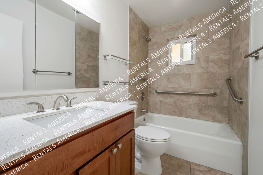 Charming Home in Dreamland Villa 55+ Community! property image