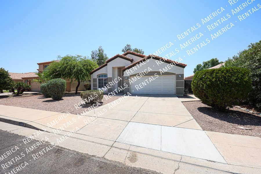 Beautiful 3 Bedroom Home in Mesa! property image