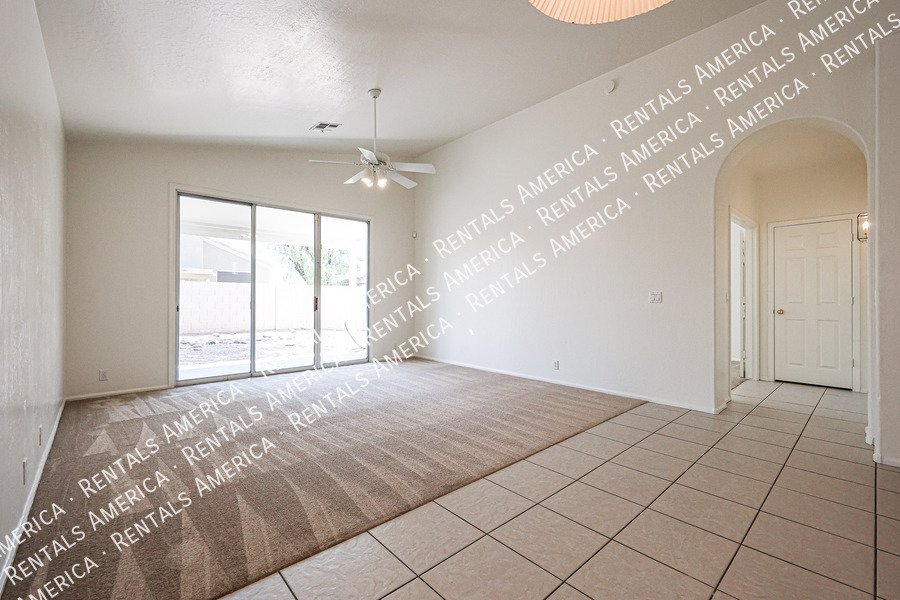 Beautiful 3 Bedroom Home in Mesa! property image