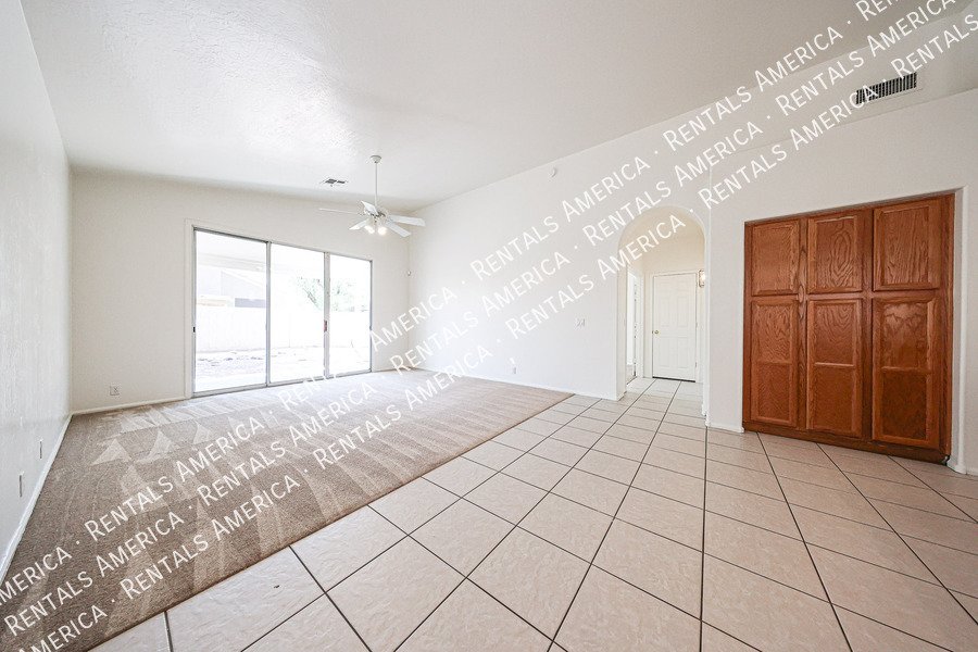 Beautiful 3 Bedroom Home in Mesa! property image