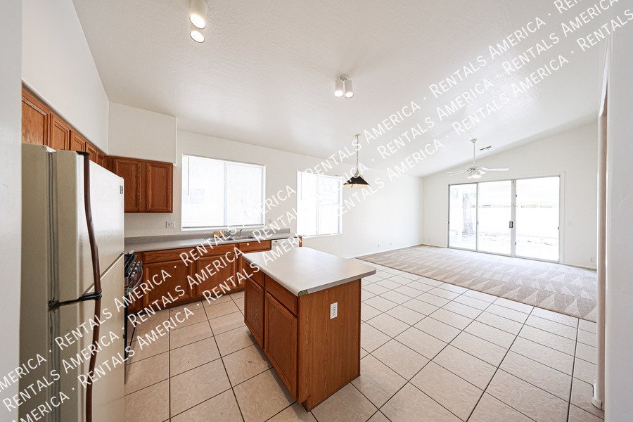 Beautiful 3 Bedroom Home in Mesa! property image