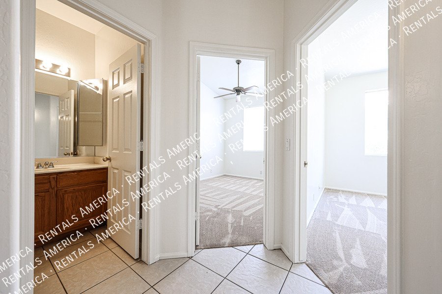 Beautiful 3 Bedroom Home in Mesa! property image