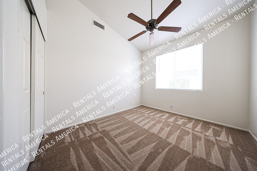Beautiful 3 Bedroom Home in Mesa! property image