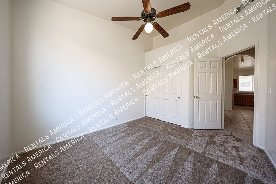 Beautiful 3 Bedroom Home in Mesa! property image