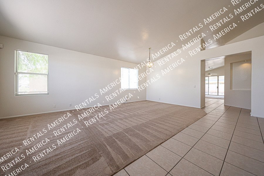 Beautiful 3 Bedroom Home in Mesa! property image