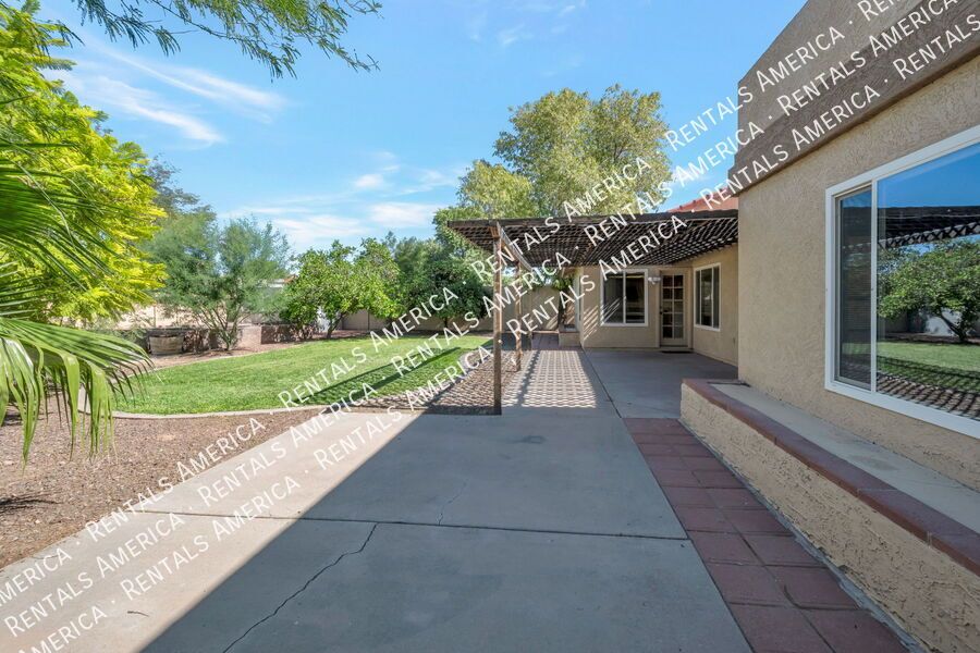 *$1000 off your 1st months rent with a signed 12-month lease* property image