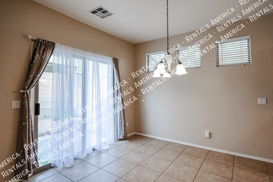 Move in Ready.  3 Bedrooms,  2 bath Single Level Home property image