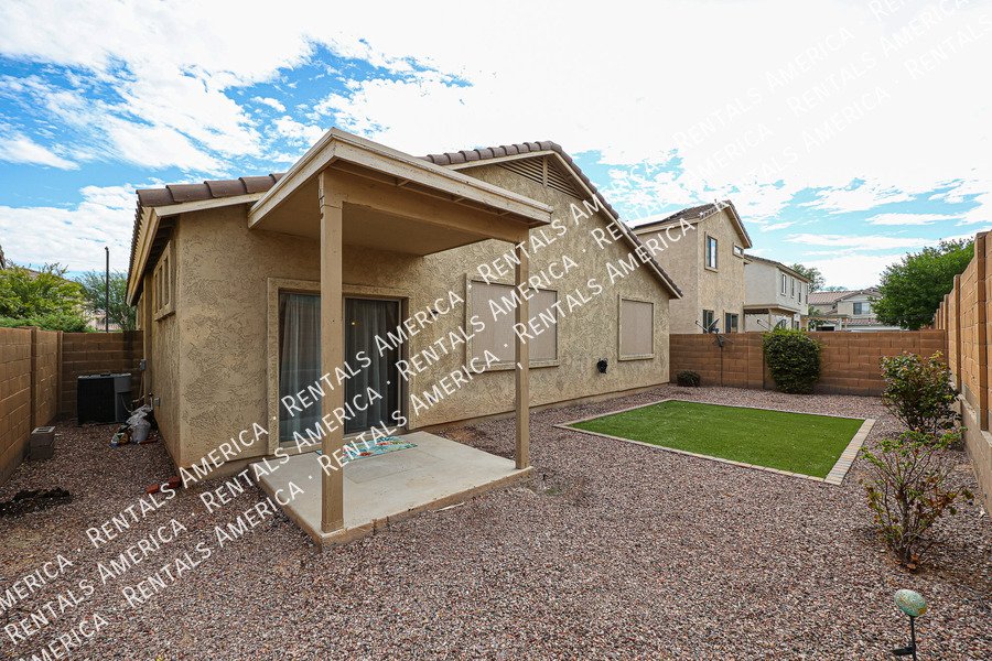 Move in Ready.  3 Bedrooms,  2 bath Single Level Home property image