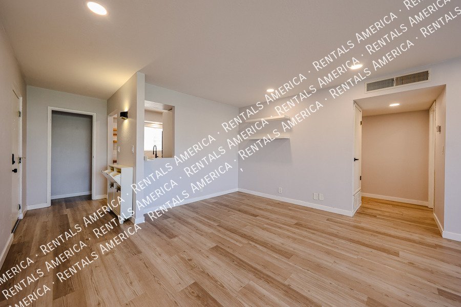 MOVE IN SPECIAL / Short Term Rentals Available. property image