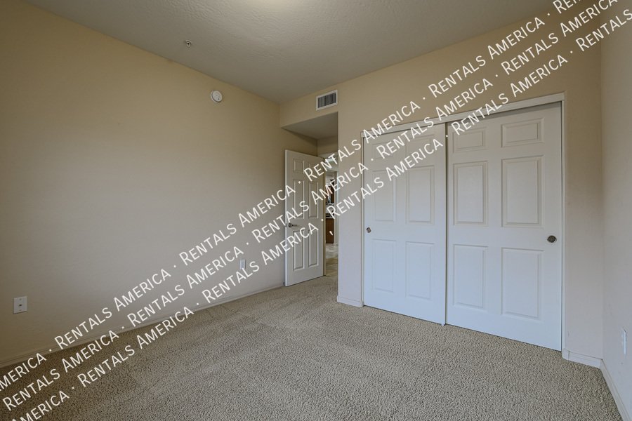 Stunning 2 bed/ 2 bath, Gated Community, in Scottsdale! property image