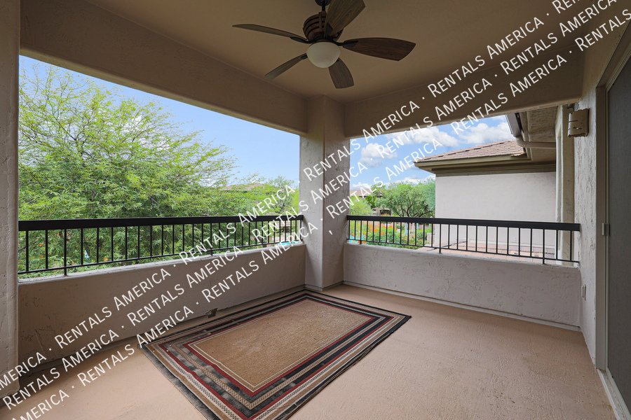 Stunning 2 bed/ 2 bath, Gated Community, in Scottsdale! property image