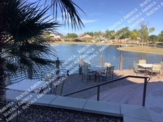 MOVE IN SPECIAL property image